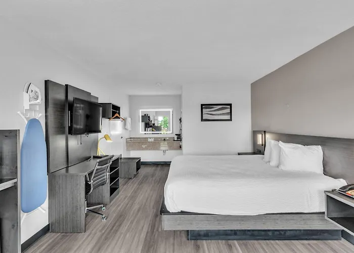 Baymont By Wyndham Rock Hill