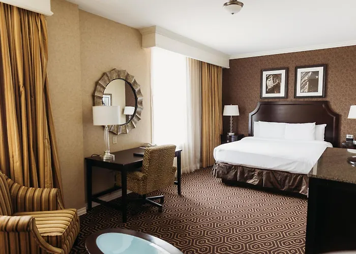 Hotel Julien Dubuque