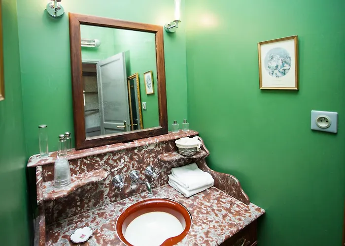 Logis Hotel - Restaurant La Marbrerie