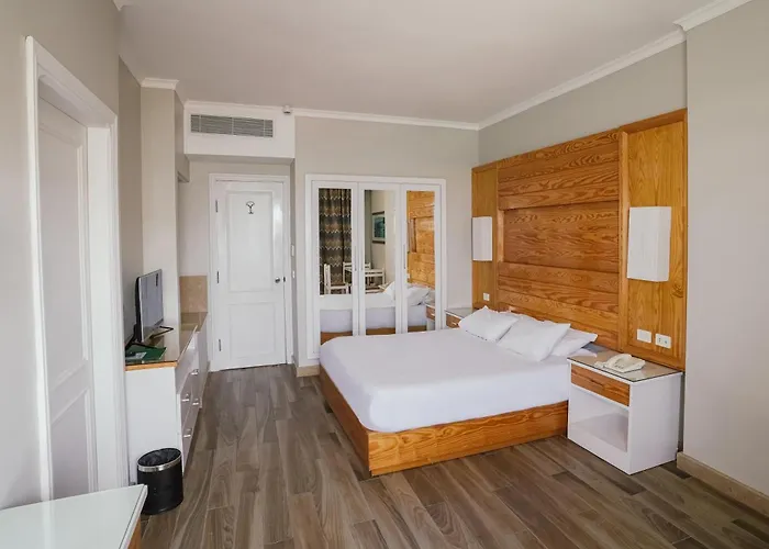 Beau Site Hotel