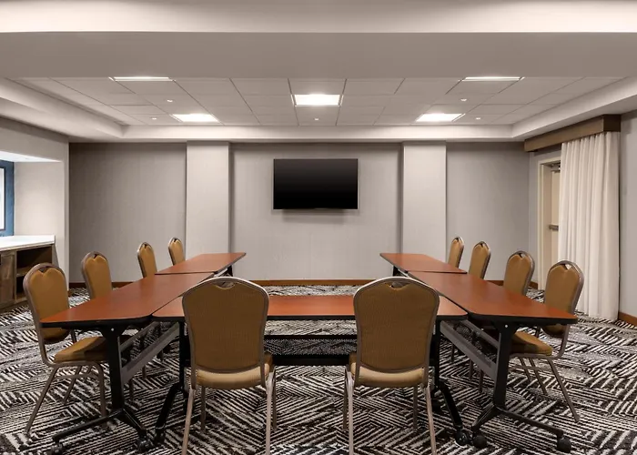 Hyatt Place Sterling Dulles Airport North