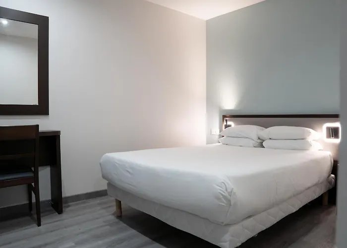 Aero Hotel