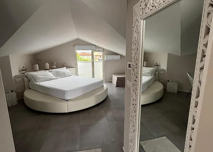 Mane Boutique Hotel