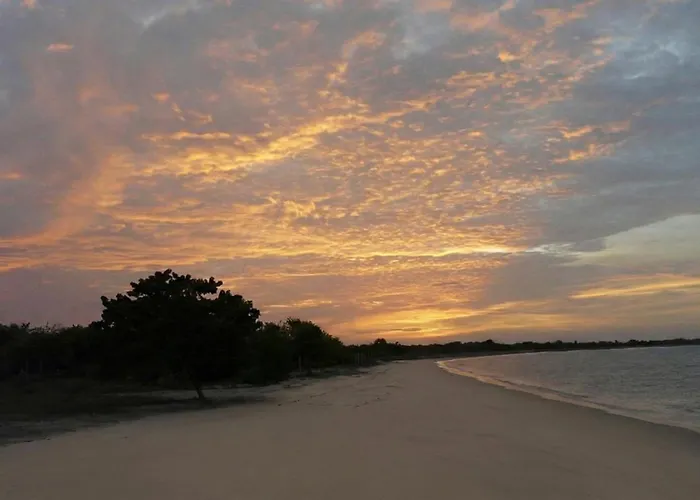 Giman Free Beach Resort Pasikuda