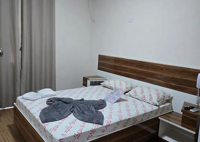Hotel Santos Inn