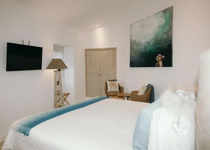 Eleven, Boutique Luxury House & Garden