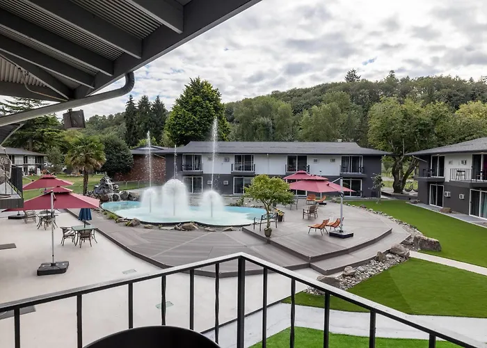 Interurban Suites Hotel, A Dazzler Select By Wyndham