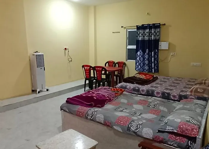 Hotel Deepak Palace