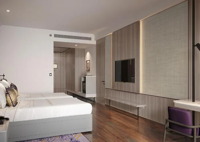 Vivanta Thane Lbs Road