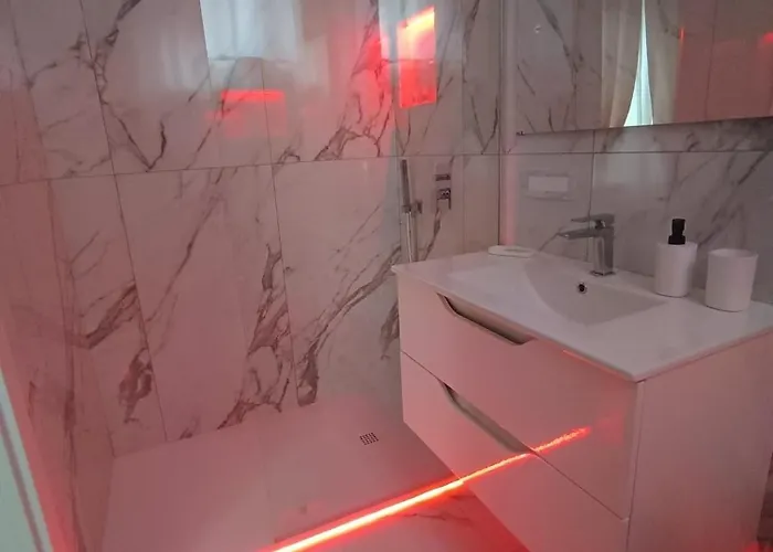 Elegance Room