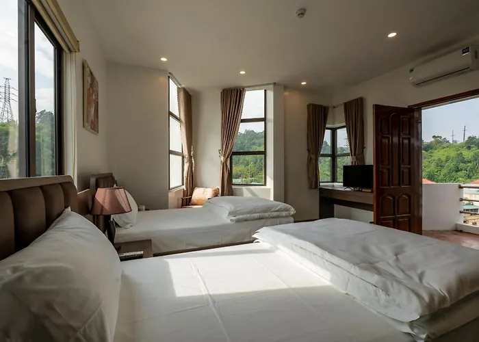 Odyssey Hotel 2, Tours & Motorbikes Rental