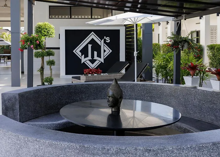 Jjs Residence