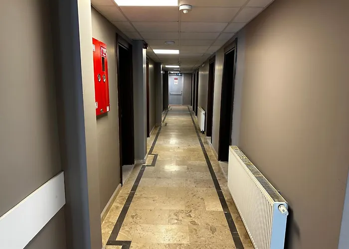 Big Inn Luxury Hotel