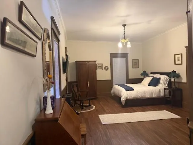 Hotel Ivanhoe