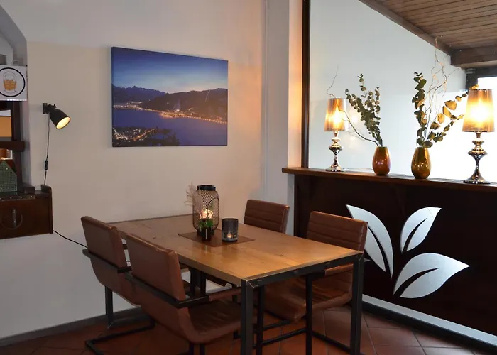 Roj Rooms & Suites