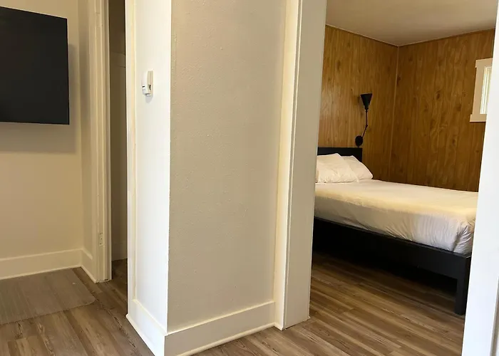 Jet Motor Inn