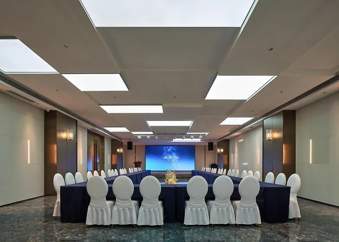 Hohhot East Railway Station Kaiyuan Mingting Hotel