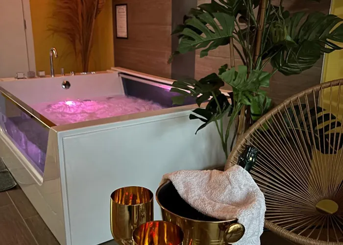 Le Bovary Hotel Suite Safari
