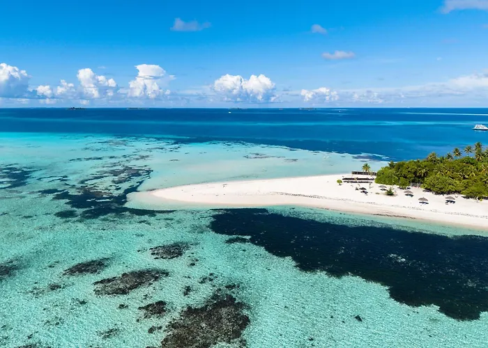 Aqua Luna Dhangethi