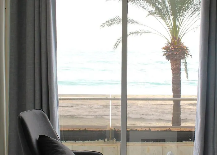 Voya Hotel And Suites