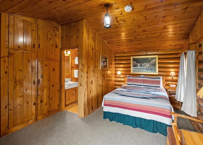 El Western Cabins & Lodges