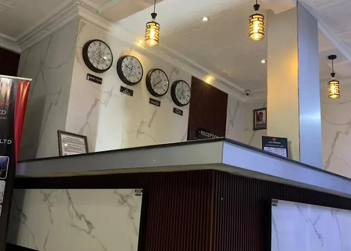 Pixy Hotel