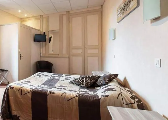 Hotel Les Platanes