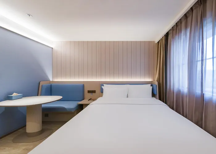 Hanting Suzhou Jinji Lake International Expo Center