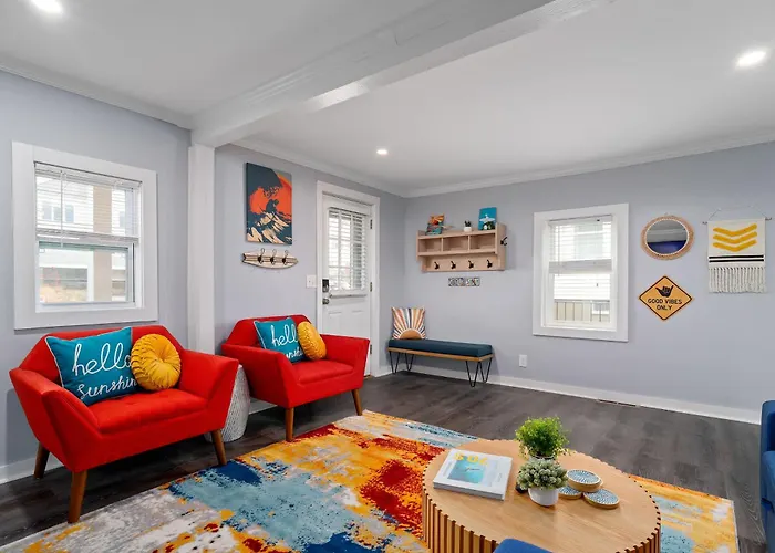 Salisbury Surf & Sol Pet-Friendly Backyard Games