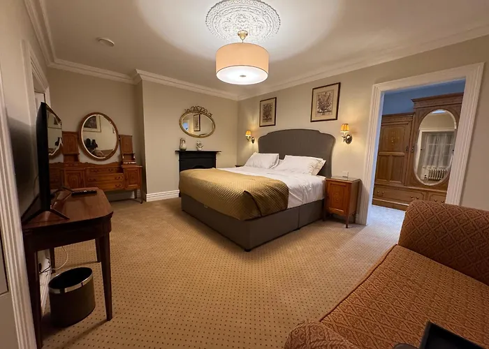Cashel Regency Townhouse