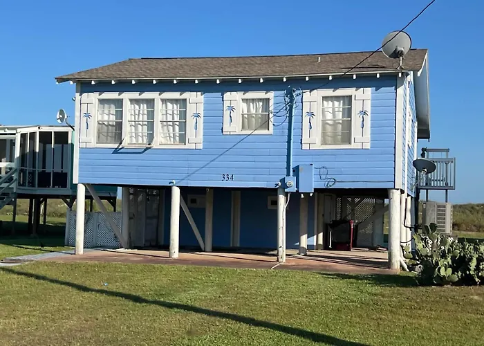 Blue Palm Beach House - Hot Tub & King Beds