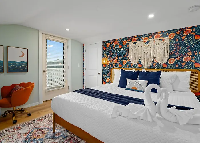 Salisbury Sol Pet Friendly Private Balconies