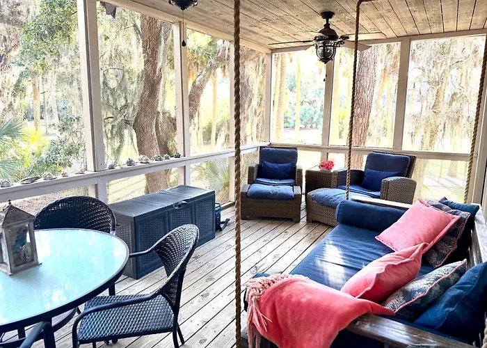 Boutique Coastal Retreat