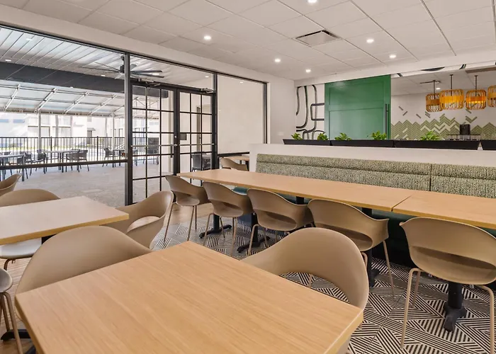 B&B Hotel Orlando International Drive Near Universal - Newly Renovated!