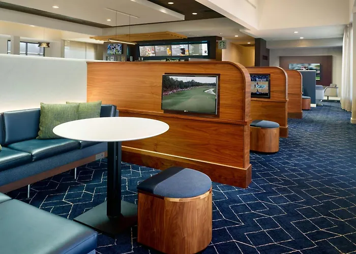 Courtyard By Marriott Birmingham Homewood