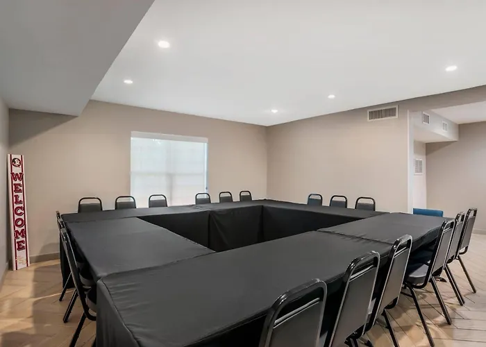 Mainstay Suites