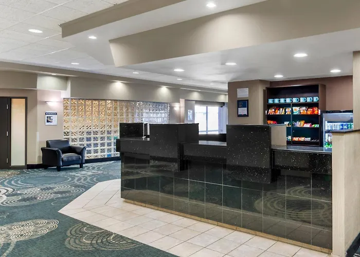 Clarion Hotel & Suites