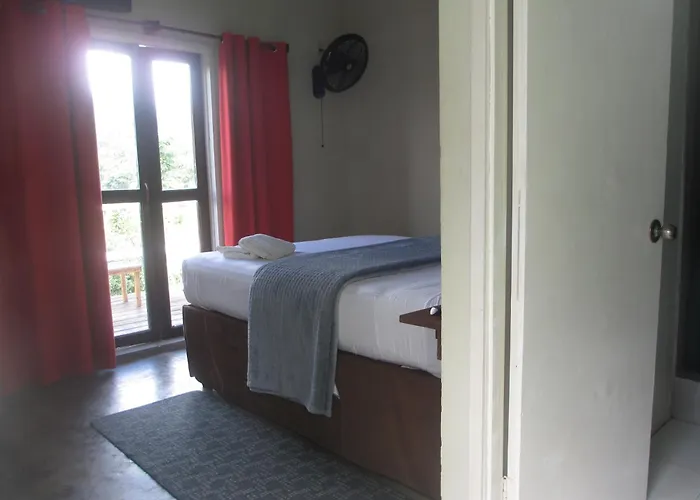 Kingsworth Bed And Breakfast