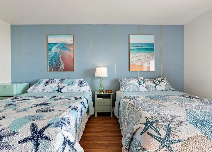 Crescent Beach Motel