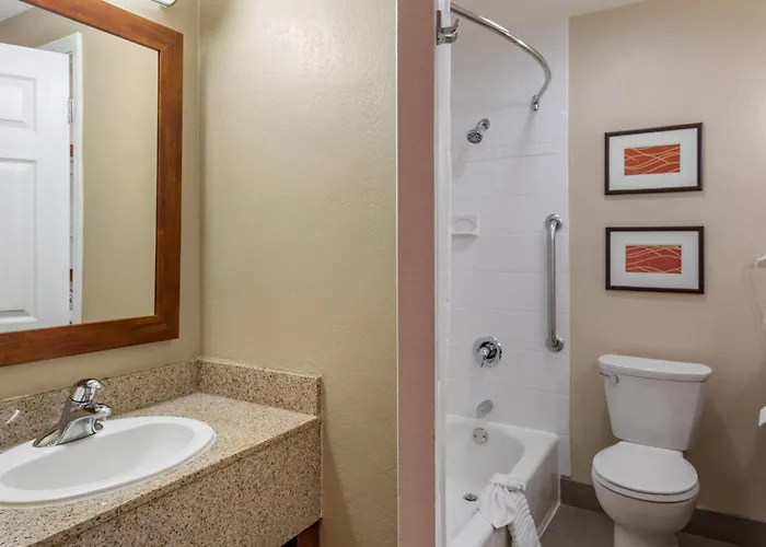 Comfort Inn & Suites Ventura Beach
