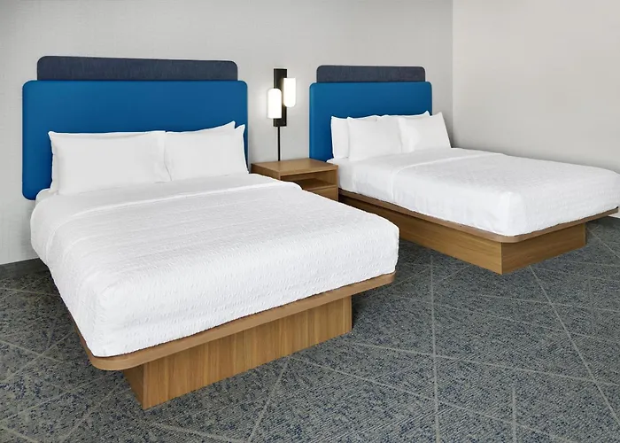Hampton Inn Chicago-Carol Stream