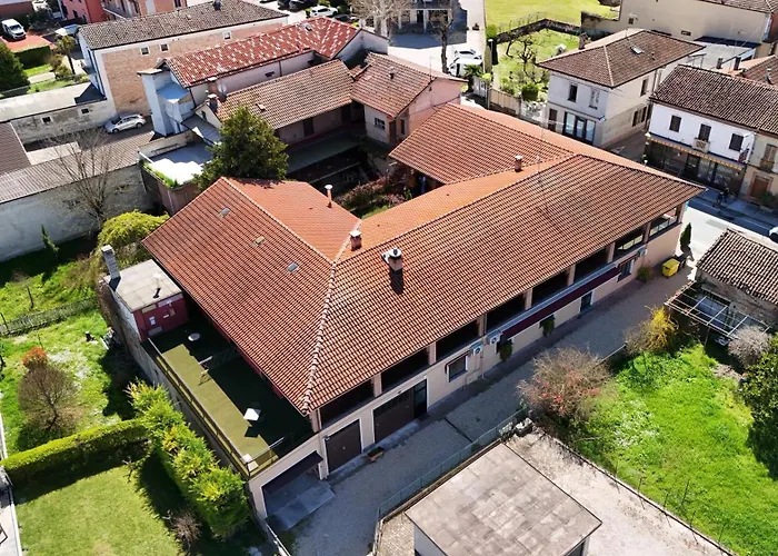 Albergo Mhotel Motta