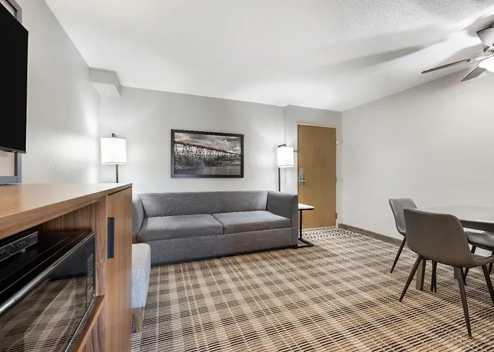 Americinn By Wyndham Valley City Conference Center