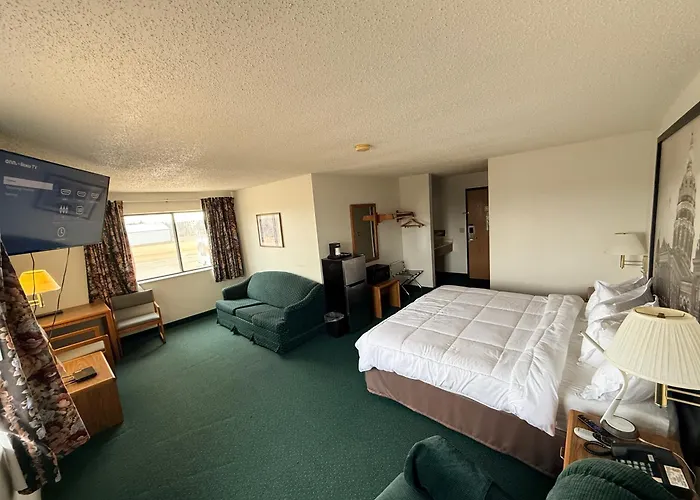 Budget Inn & Suites