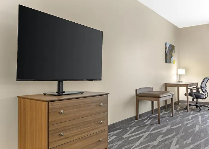 Best Western Plus Centralia Hotel & Suites