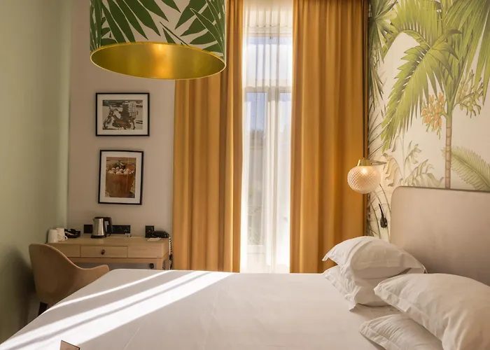 Hotel Verlaine