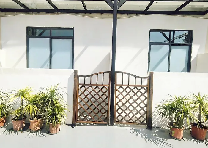 Yunqi River View Terrace Hotel
