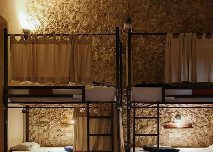 Hotel & Hostal Boutique Casa Garza