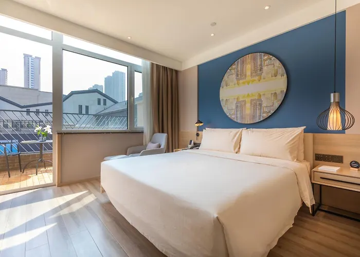 Atour Light Hotel Jinan International Covention Centre