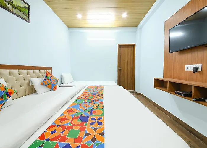 Fabhotel Royal Om River Resort